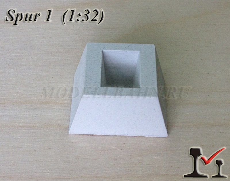 Картинка Стакан бетонного забора (1:32). Модель доступна в интернет-магазине Modellbahn.RU.